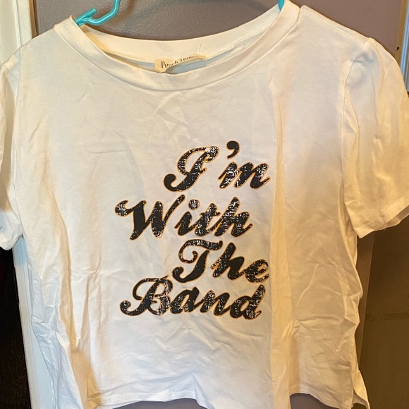 NanaMacs “I’m with the band” Graphic Tee - Picture 4 of 5